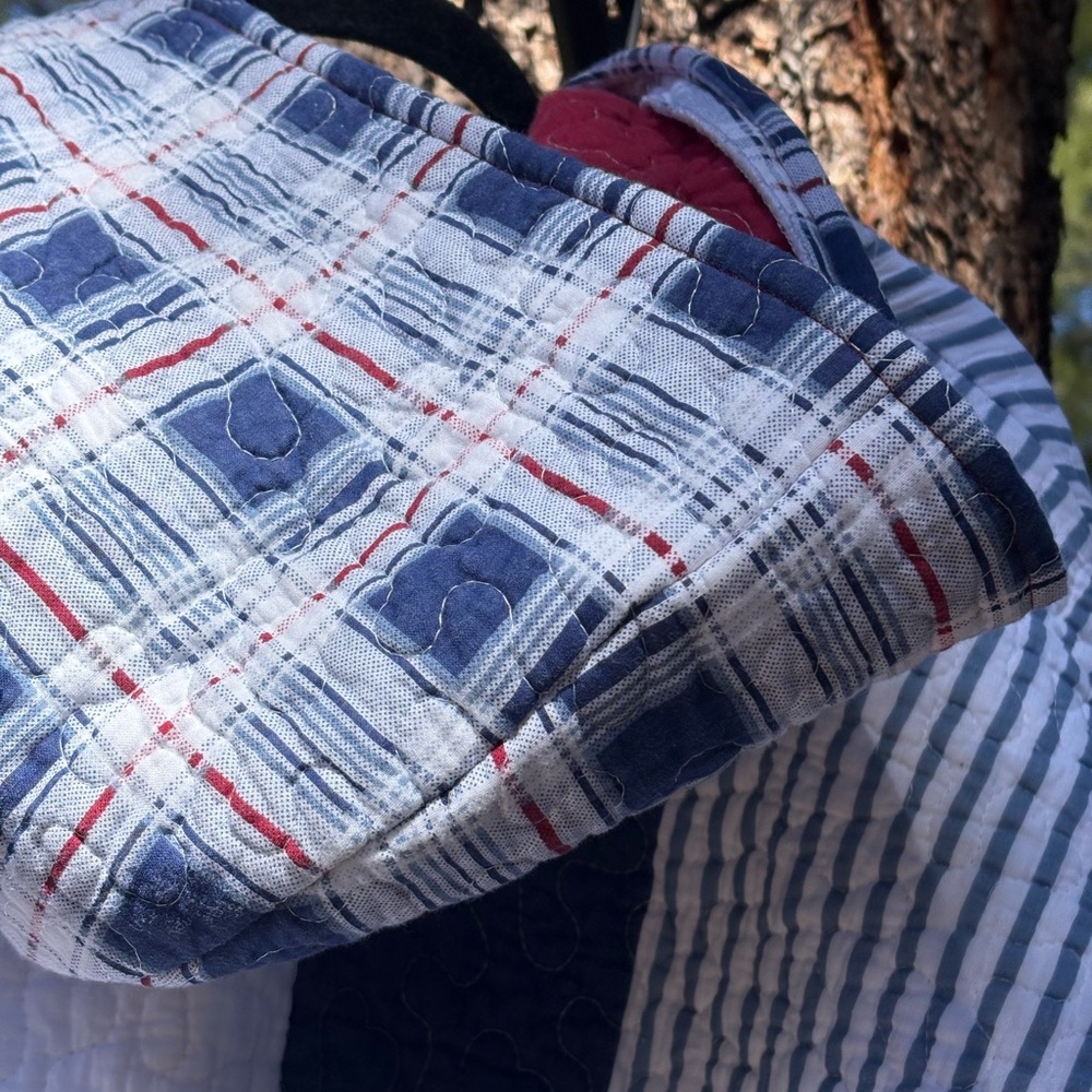Patchwork Quilted Hoodie in Blue and Red - Picture 7 of 7